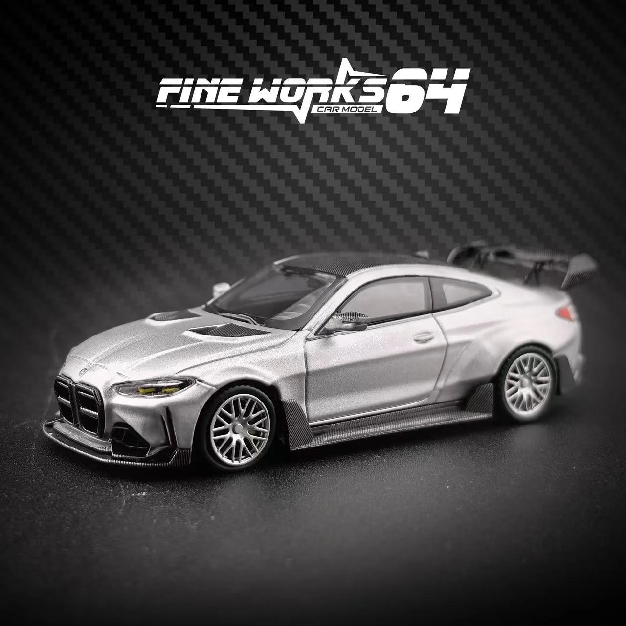 

Fine Works 1:64 M4 G82 ADRO BODY KIT Легкосплавный автомобиль Литье под давлением и игрушечный транспорт Модель автомобиля Миниатюрная масштабная модель автомобиля Игрушки для детей