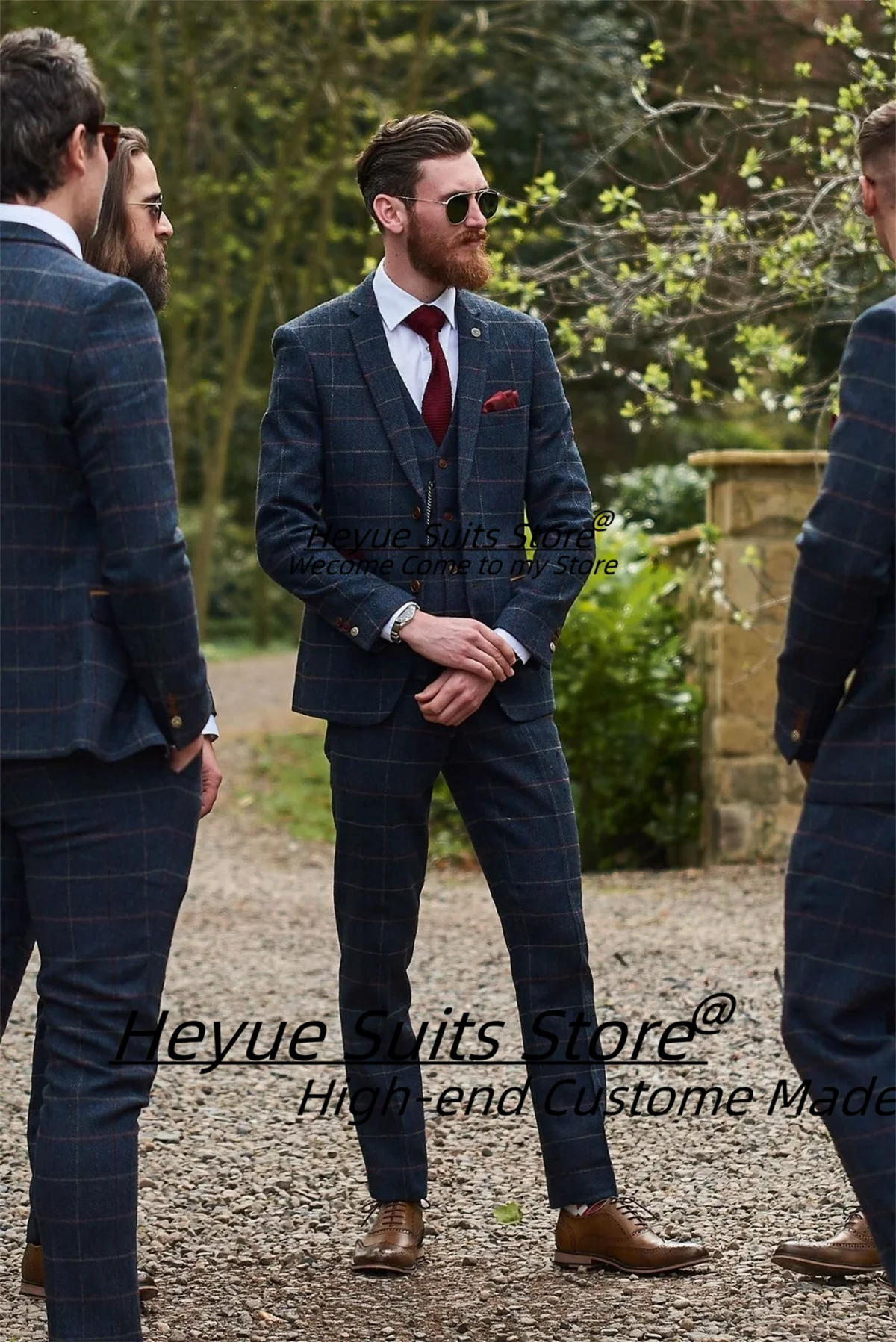 Maßgeschneiderte karierte Herrenanzüge im Winterstil, maßgeschneidert, schmale Passform, gekerbtes Revers, Bräutigam, Hochzeit, Smoking, 3-teiliges Set, männliche Abschlussball-Blazer