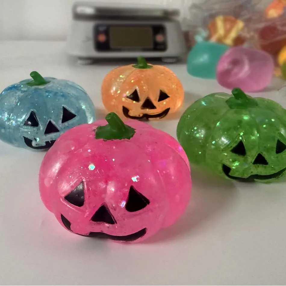 Hot sale Sensory Squeeze Toy Halloween Pumpkin Stress Reliever Toys Stretchy Goodie Bag Stuffers Balls Party Favors For Festival