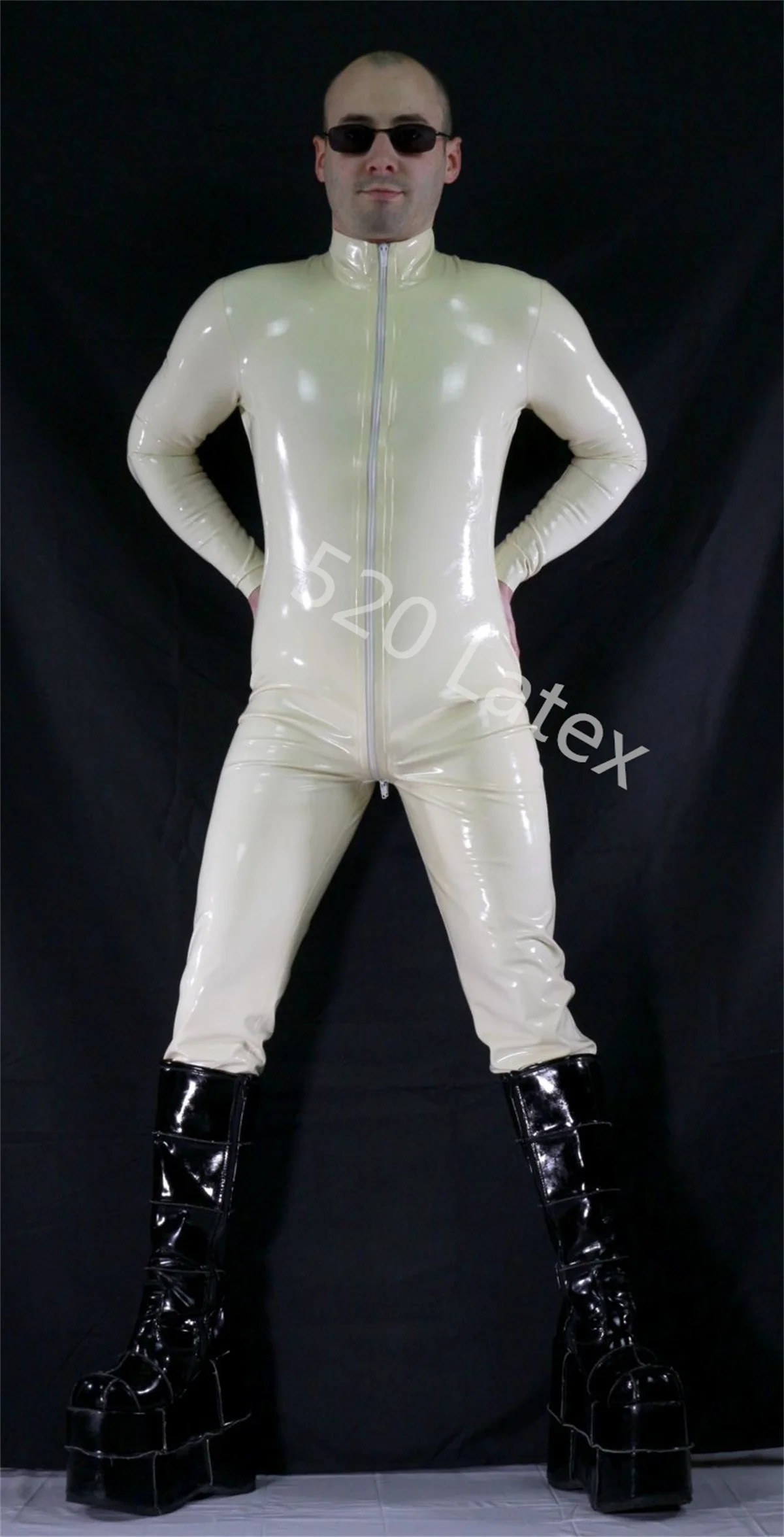 

Latex Gummmi White Catsuit one-piece Front zip finish role play party Bodysuit hand customized 0.4mm No Socks