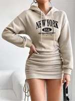 Robe élégante à capuche et bretelles pour femme, à manches longues, imprimé lettres, couleur unie, avec jupe à taille élastique, longueur mini-jupe 3