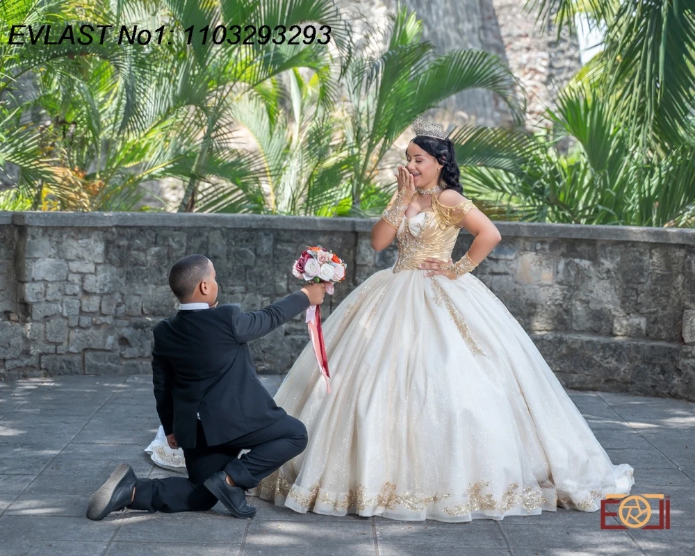 ชุดเดรสงาน Quinceanera แบบเจ้าหญิงสั่งตัดพิเศษจาก EVLAST ประดับลูกไม้สีทอง ปักเลื่อม งาน Sweet 16 ชุดเดรสวันเกิดอายุ 15 ปี รุ่น E1QN631