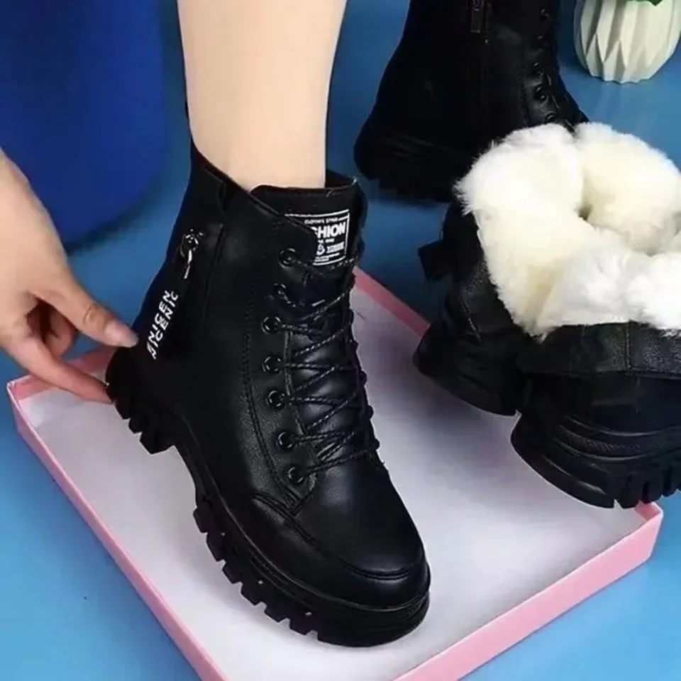 

Women's New Winter Lace Up Martin Boots, Fashionable Thick Soled and Plush Thick Casual Sports Shoes, Warm Cotton Shoes