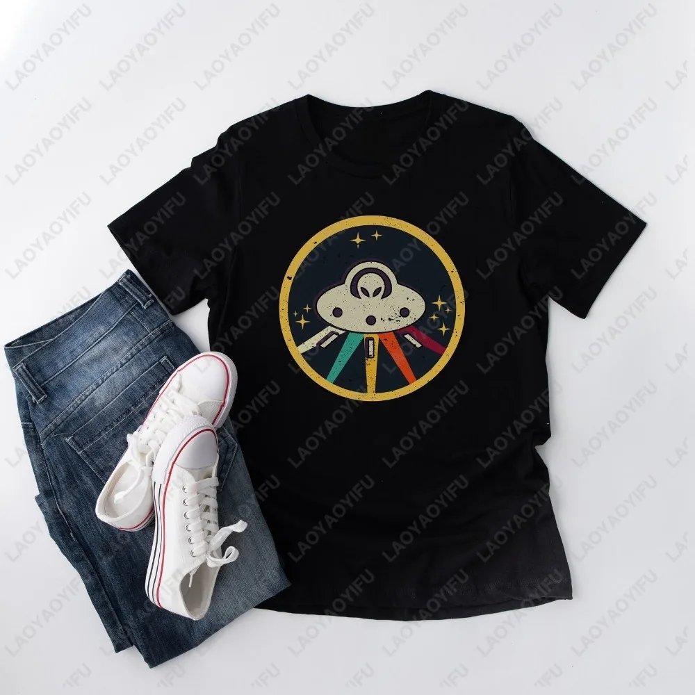 Retro Alien UFO Graphic Printed Universe Astronomy Lovers T-Shirt Casual Fashion Harajuku Man Women Streetwear Y2k Summer Tee