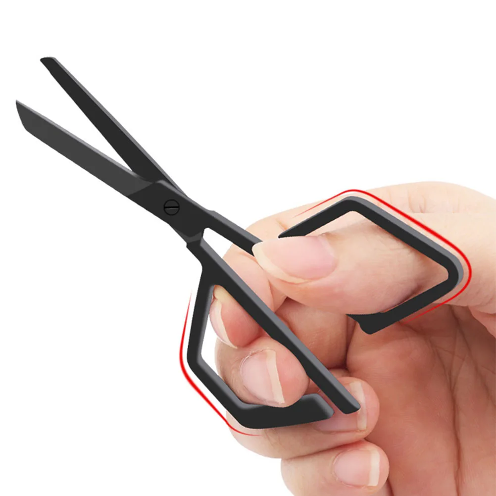 

Nose Hair Scissors Painless Trimmer Safe Stainless Steel Eyebrow Clippers Vibrissac Grooming Tool Compact Easy Clean