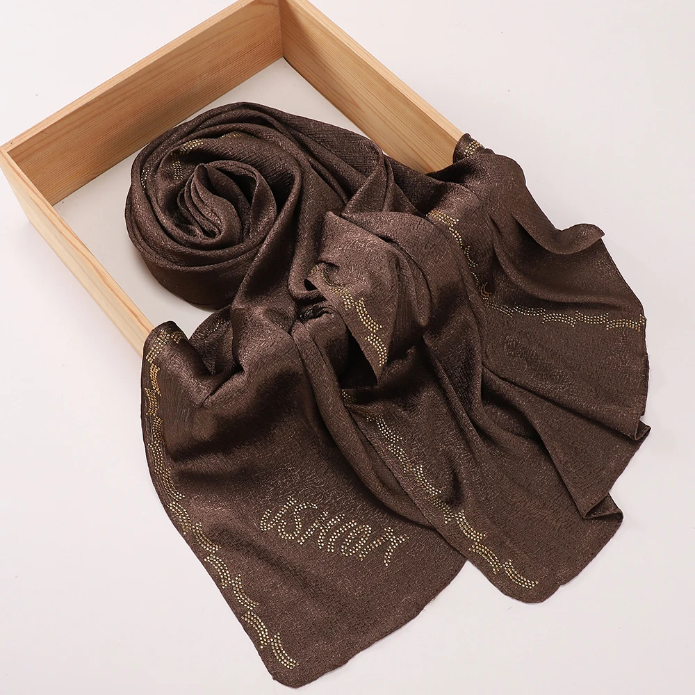 Luxuriöser Glitzer-Hijab mit Strassrand aus Seidensatin – Modischer islamischer Kopftuch-Schal für Damen – Detail 3