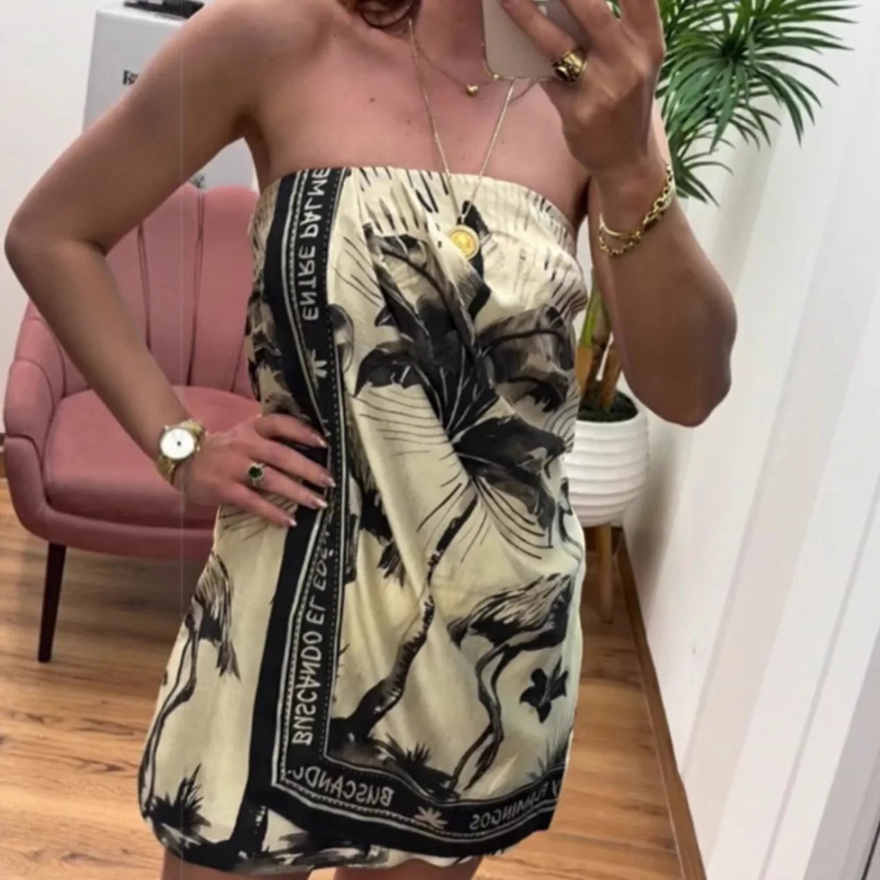 

2025 New Women's Fashion Ins Wind Holiday Leisure Retro A-line Skirt Chic Printing Sexy Elegant Temperament Sling Mini Dress