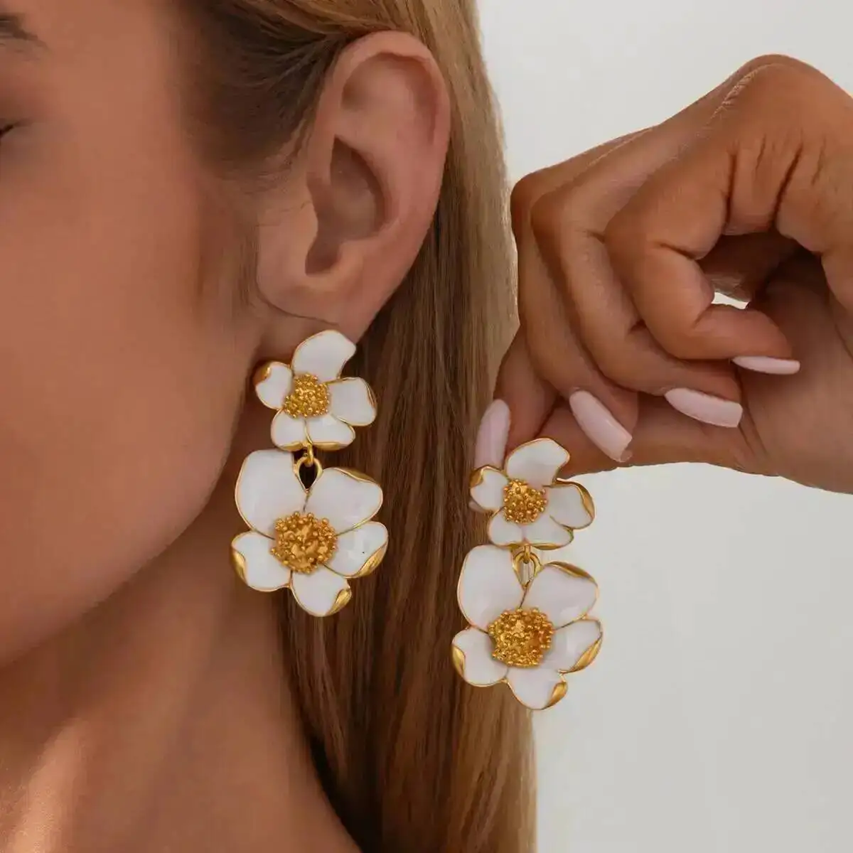 

KunJoe Vintage Exquisite DoubleLayer Oil Dripping Flower Stud Earring Women Romantic Trendy Piercing Ear Daily Wear Jewelry Gift