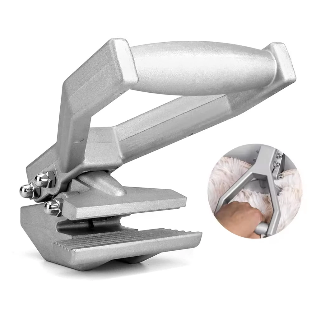 

Carpet Puller Clamp, 1 Pack Carpet Claw Carpet Fitting Tool for Pulling Carpet During Installation or Removal