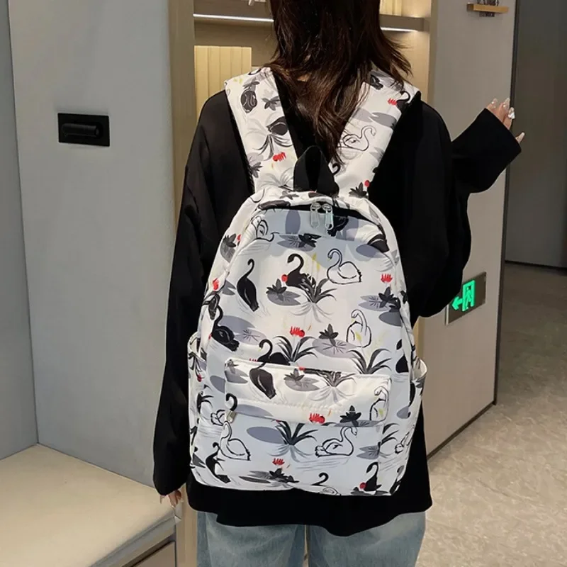 Trendy Girls Backpack Leopard Print Female College Student Backpack Middle School Student Bag Laptop Computer Bag Mochila