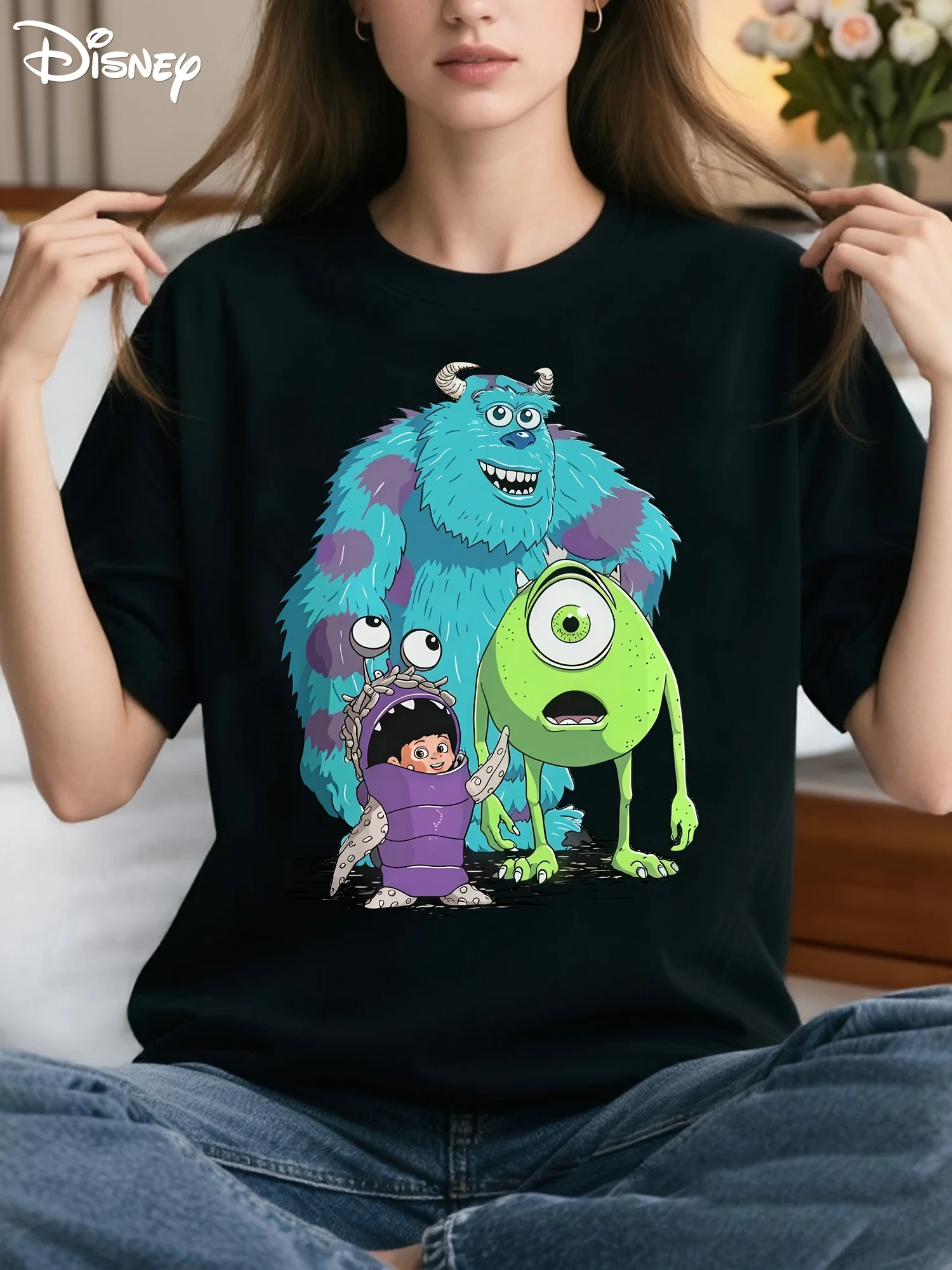 تي شيرت نسائي كبير الحجم من جامعة ديزني مونسترز سولي آند مايك وازوسكي - تي شيرت برسومات فيلم جامعة مونسترز