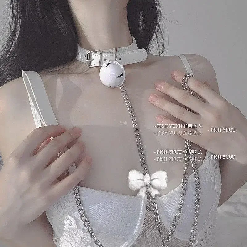 Сексуальная женская розовая искусственная кожа с бантом, тяговая веревка, металлическая цепочка-колокольчик, кулон в стиле панк, воротник-колье, ожерелье, реквизит для косплея