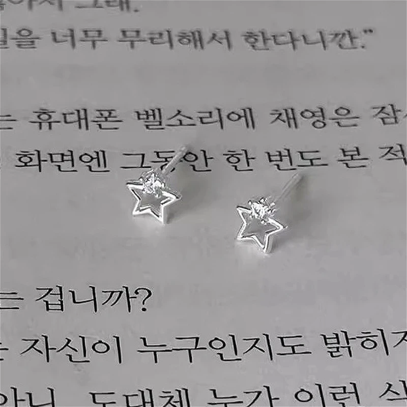

VIVILADY 925 Sterling Silver Korean Version Star Zircon Stud Earring for Women Fine Jewelry High Luxury Vintage Accessories