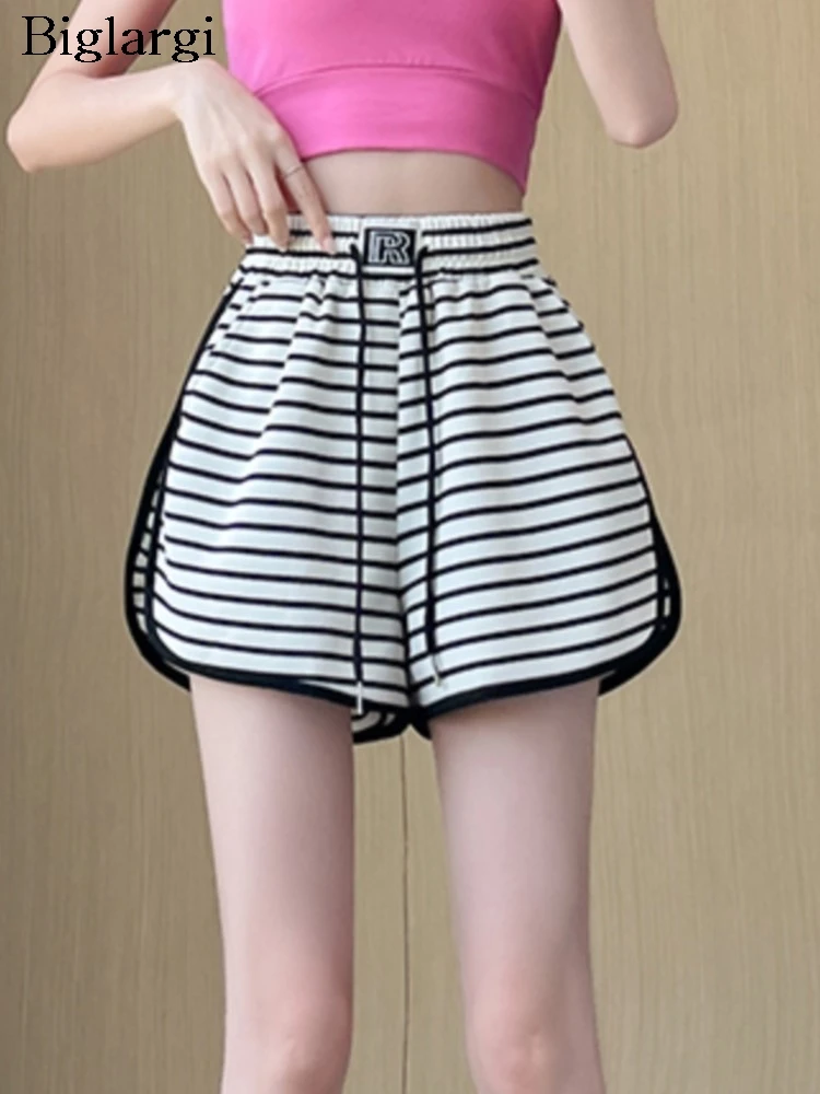 

Summer Elastic High Waist Mini Shorts Women Striped Print Fashion Loose Irregular Ladies Trousers Korean Wide Leg Woman Shorts