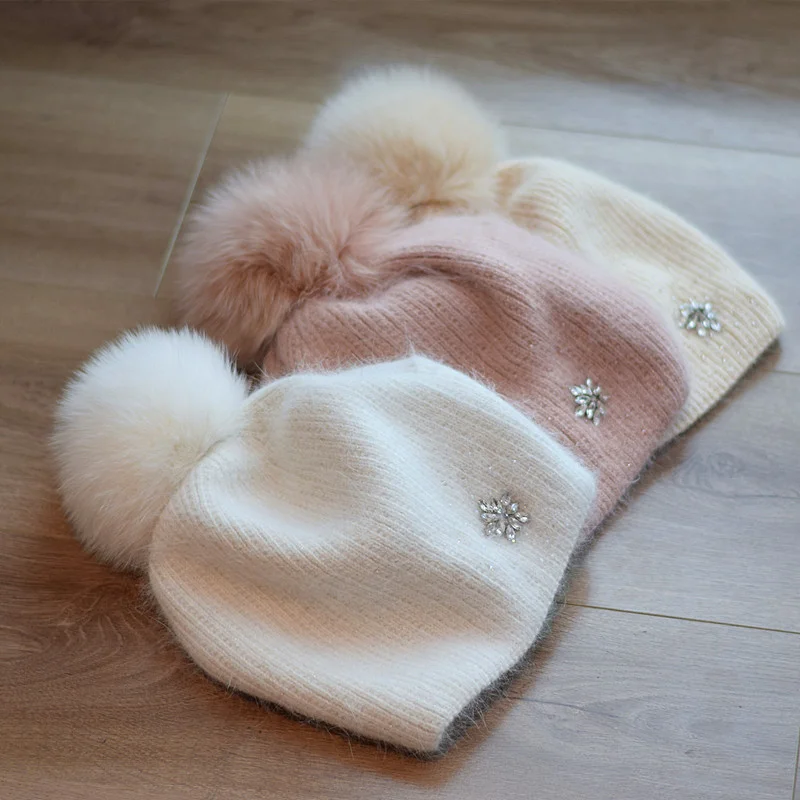 2023 New Luxury Rhinestone Beanie Hats Women Winter Fashion Warm Real Rabbit Fur Knit Hats Adult Ear Protection Cover Head Cap