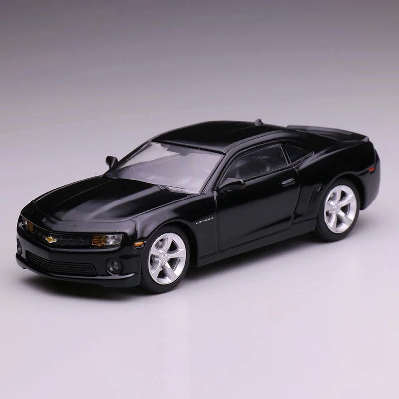 596 Model Diecast Alloy 1:64 Scale Camaro Car Model Adult Classic Collection Gift Display Boy Toy