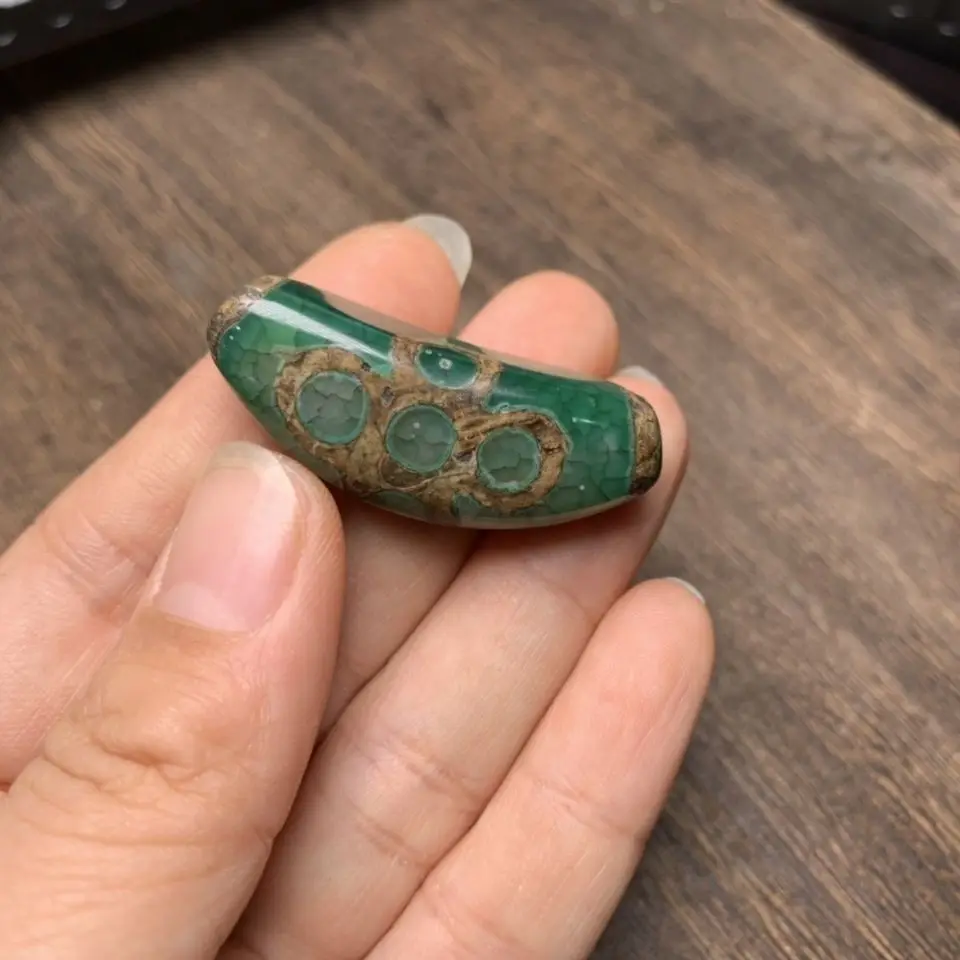 Tibetan natural old mine real jade natural agate five eyes lightning horn dzi bead necklace pendant pendant collarbone chain