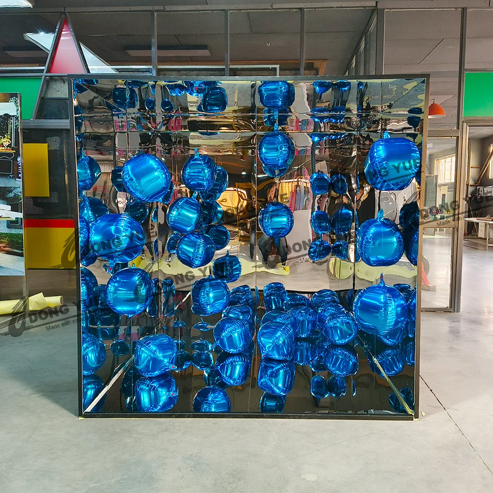 กล่องถ่ายรูปกระจกสแตนเลสแบบกำหนดเองของ Peiqi สำหรับงานแต่งงาน งานปาร์ตี้ ตกแต่งนิตยสาร กล่องถ่ายรูปกระจก