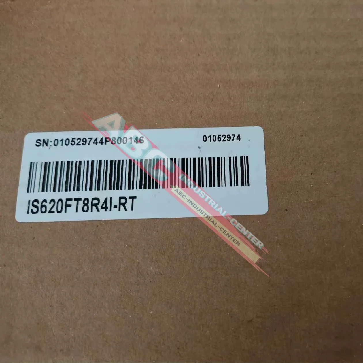 IS620NS2R8I IS620NS2R8I-ES محرك سيرفو جديد وأصلي