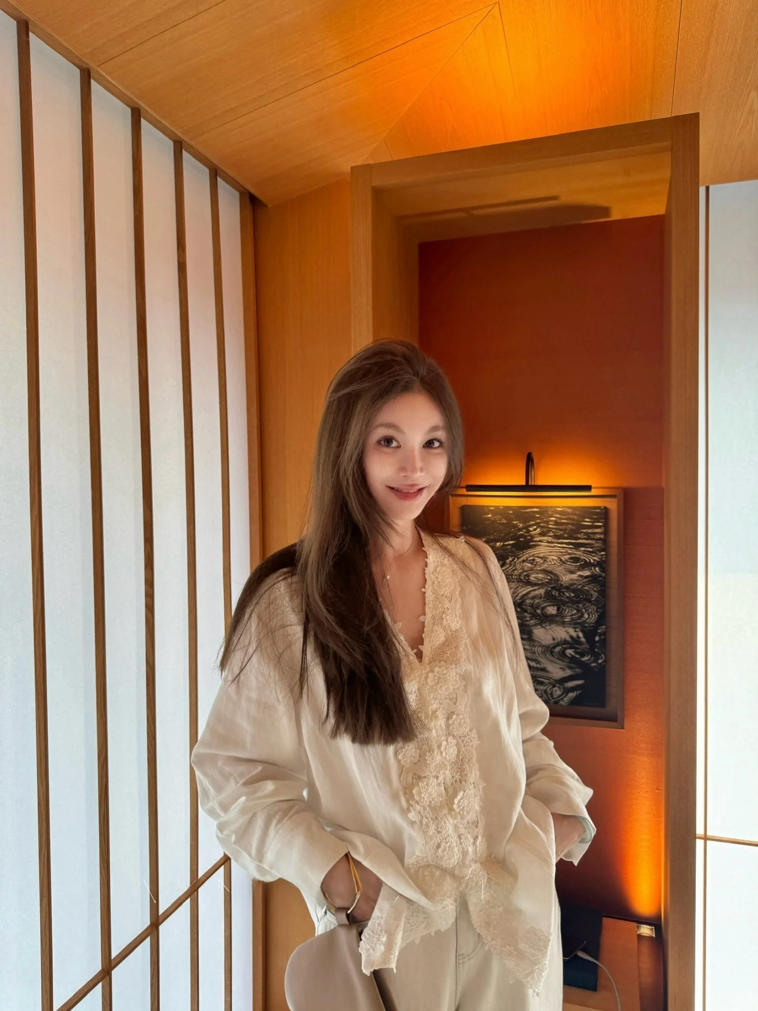 

Qian Meixi Linen Embroidered Floral Pattern 3D Lace Patchwork V-ne Casual Top Women's Long Sve Breathable irt