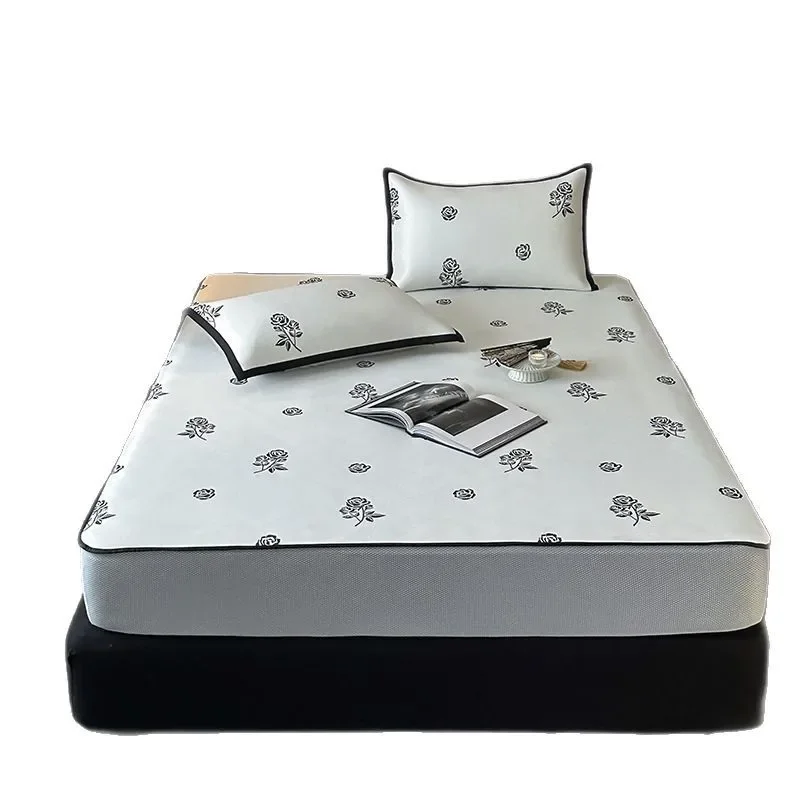 

Antibacterial and anti-mite printed ice rattan mat 900D high-end mattress ice silk mat summer naked sleeping mat