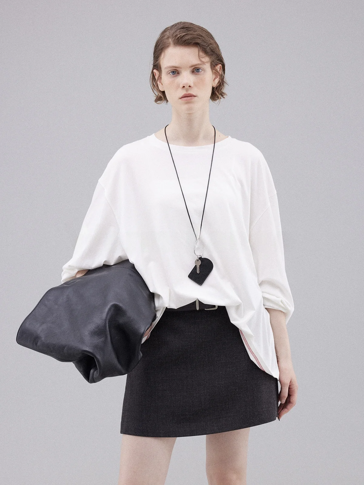 

Свободная повседневная футболка с круглым вырезом для женщин, осенняя, с деконструктированным пэчворк-дизайном, базовый цвет