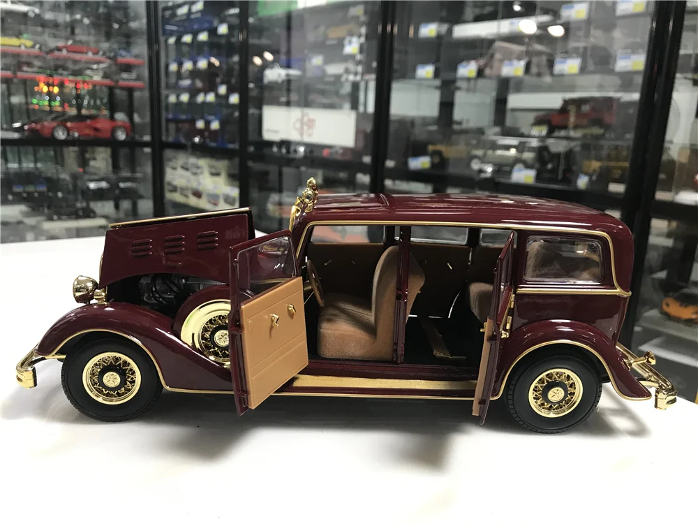 Original Factory 1:18 Puyi Dragon Car the Last Emperor\'s Classic Car Limited Edition Metal Static Car Model Toy Gift