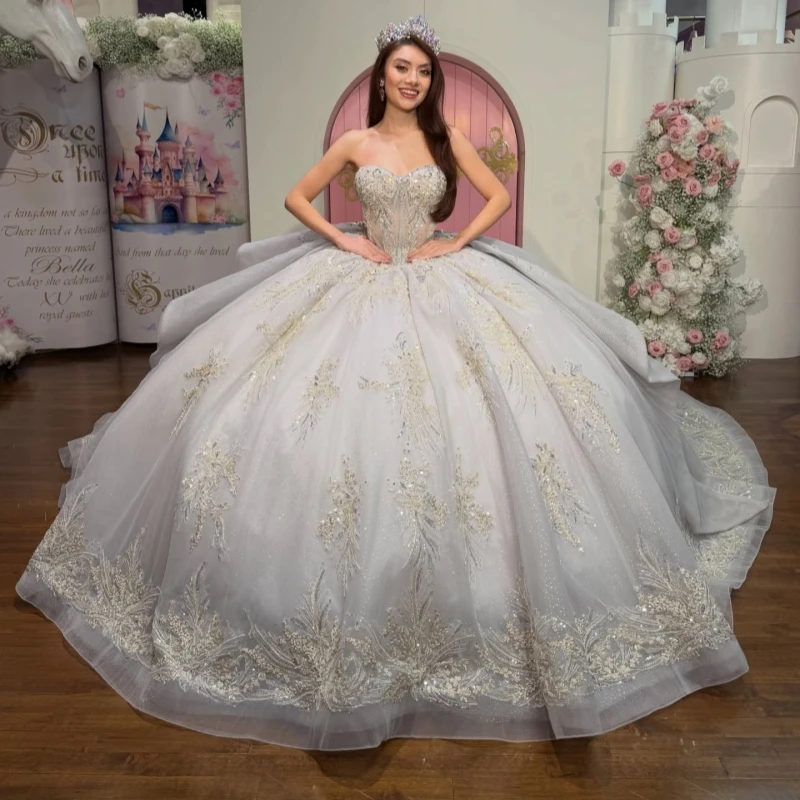

Light Silvery Shiny Quinceanera Dresses Ball Gown Off The Shoulder Applique Lace Beading Crystal Tull Corset Party Sweet 16 Dres