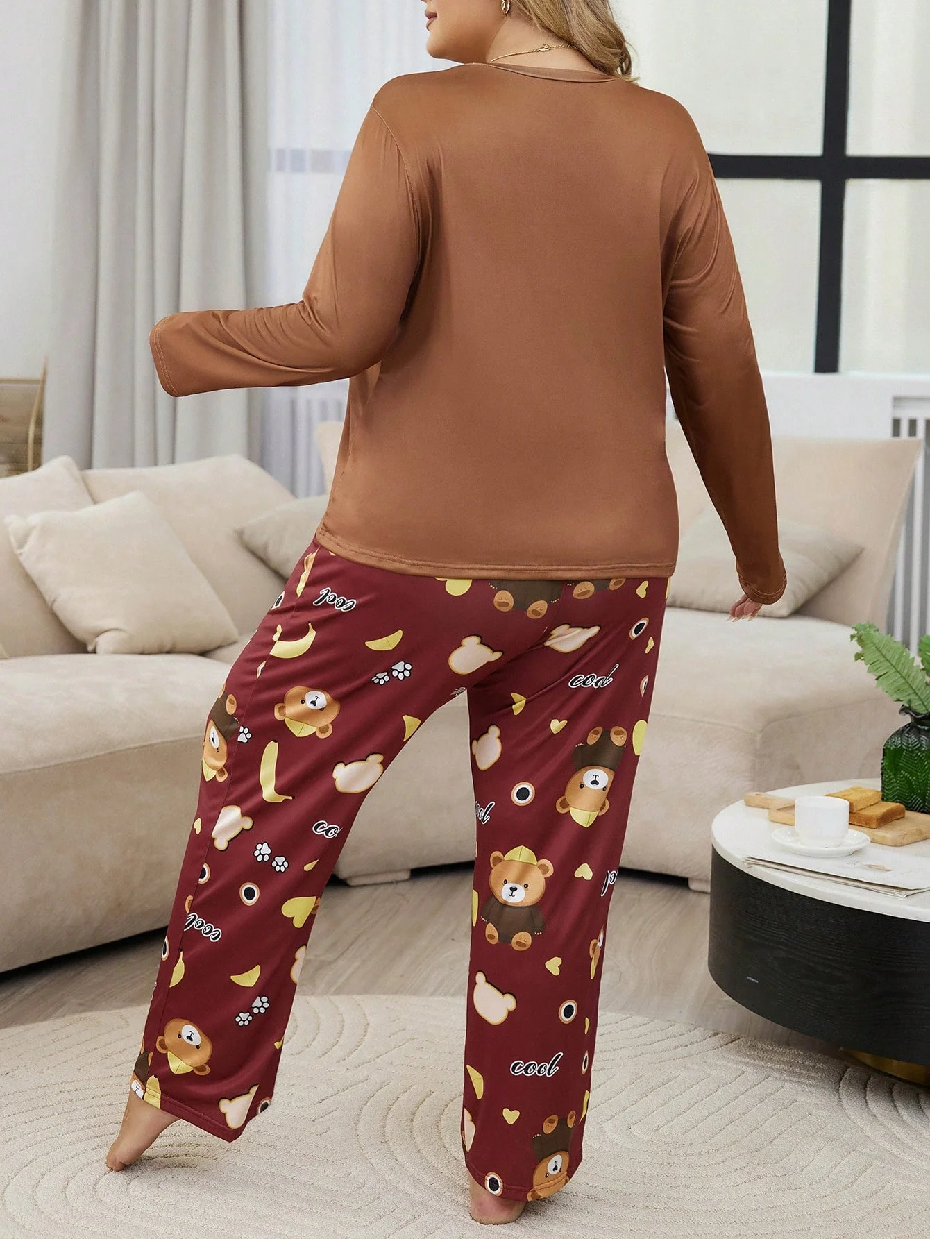 Autumn and winter fashion letter teddy bear printed long sleeved round neck top&pants plus size women\'s pajamas 2-piece set