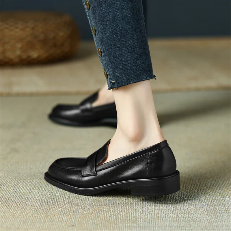 Spring Cow Leather Women Shoes Casual Round Toe Loafers Thick Heel Slip-On Shoes for Women Retro Women Pumps Zapatos De Mujer