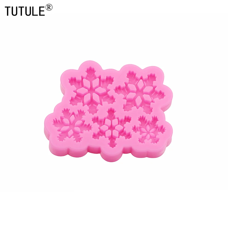 DIY Christmas Snowflakes Keychain Earrings Silicone Mold Snowflake Clay epoxy resin Accessories Moulds cake Chocolate Molds