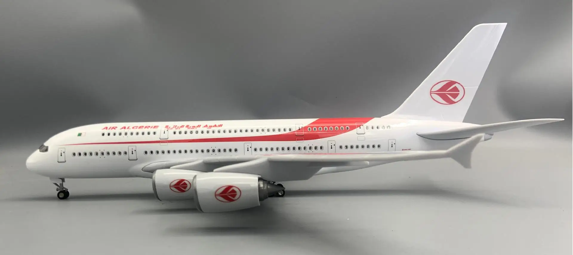 

A380 AIR Algeria Airline Model 1/160 Scale 47CM Airplane with Wheel Landing Gear Miniature Child Plane for Collectible Toys Souv