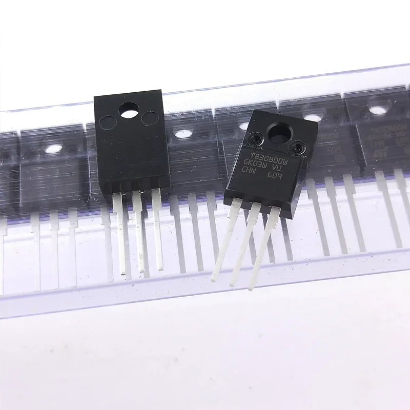 20 PZ/LOTTO T830800W Bidirezionale T830-800W 800 V TO-220F