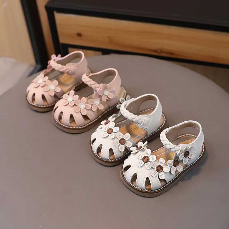 

Little Girls Sandals Summer Shoes Outwear Toddler Sandals For Girl Cute Sweet Flowers First Walkers Sandals Pink, Beige White