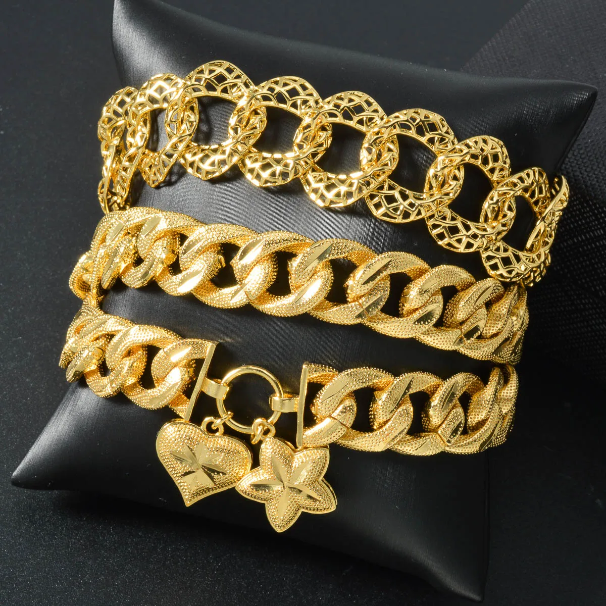 Elegante Kupfer-Schmuckarmband-Kollektion, Charm-Armbänder für Damen, modische Geschenkidee, trendige Accessoires