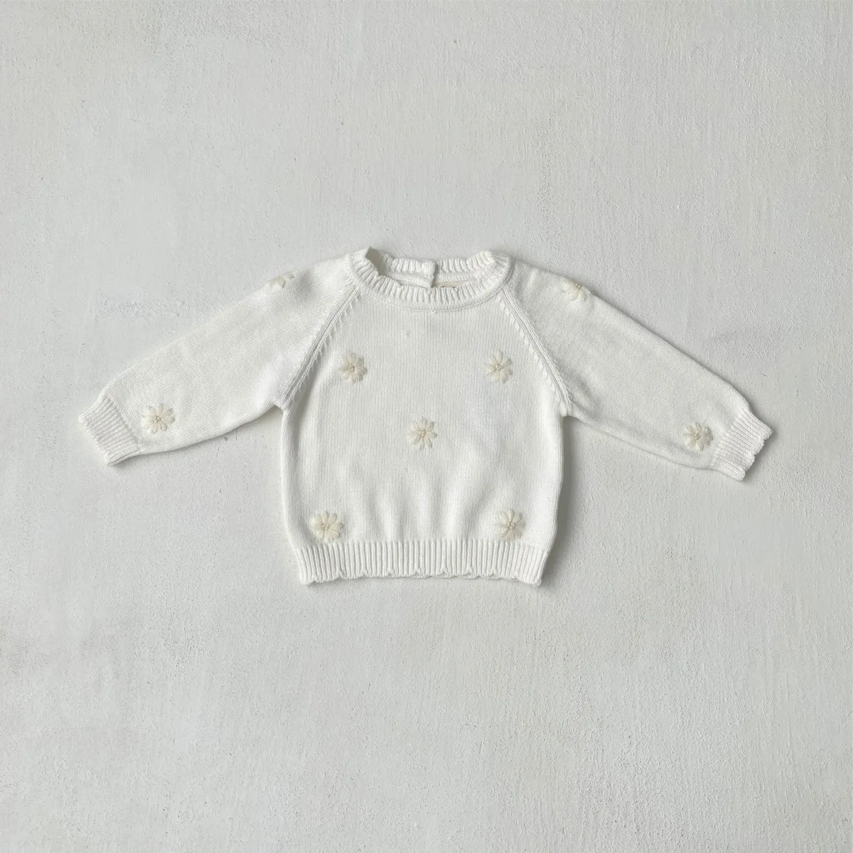Image 6: Pull à manches longues pour bébé, pull tricoté à fleurs, en coton, décontracté, vêtements pour tout-petits, nouvelle collection printemps 2026