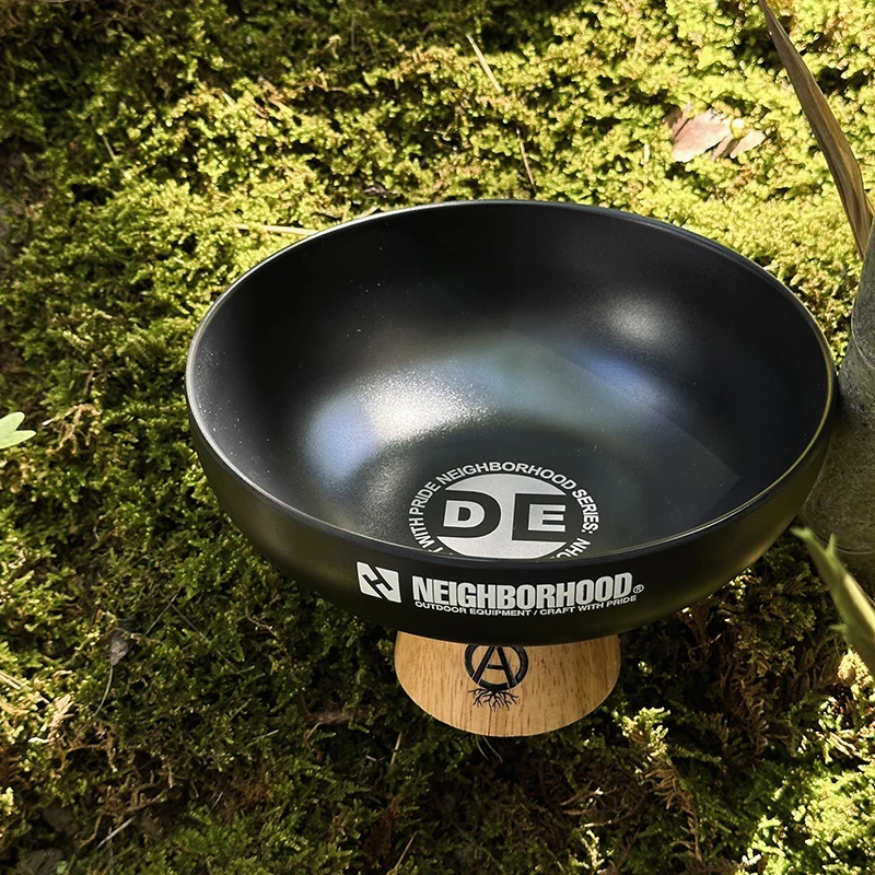 صينية تخزين عصرية من الخشب الصلب المسود بتصميم NBHD، مناسبة للردهات وغرف المعيشة، لتنظيم الأغراض الصغيرة والمفاتيح، تحاكي الب...