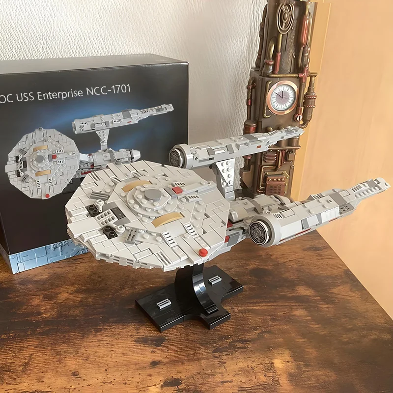 

NEW MOC Spaceship Midi-Scale USS Enterprise NCC-1701 Buliding Blocks Model DIY Assembly Bricks Model Toys Gifts