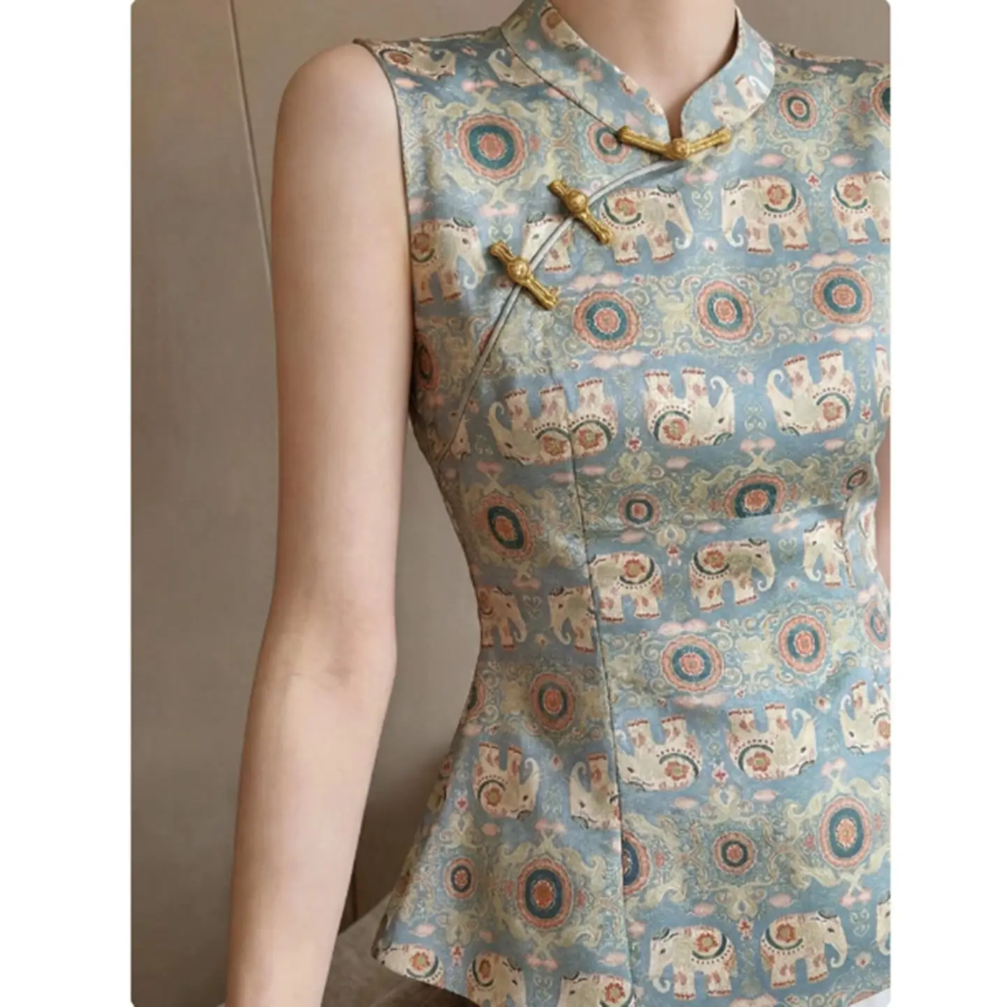 New Chinese Style Sleeveless Stand Collar Women's Top Fashionable High End Summer 2026 Slimming Small Shirt National Trend