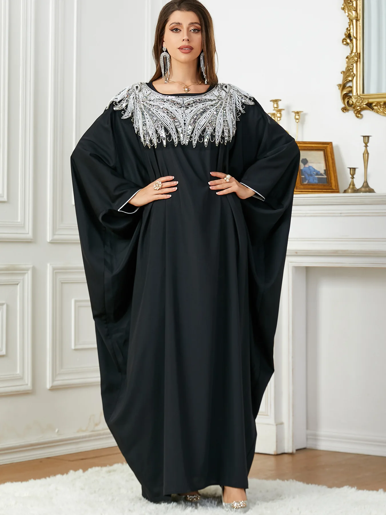 

Muslim Abaya Dress Dubai Black Bat Sleeve Loose Fashion Plus Size Women Dress Casual Robe Moroccan Caftan Dresses for Women