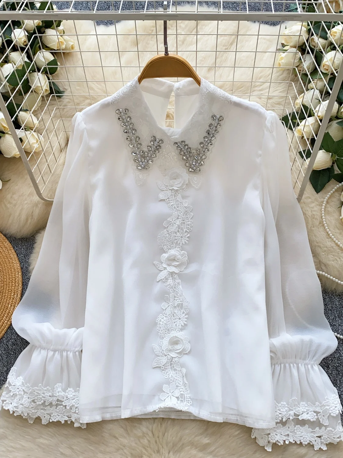 

Lace Patchwork Long Sve irt Women's Autumn Small Fraance Sle Blouse Embroidered Heavy Work Floral Me Top