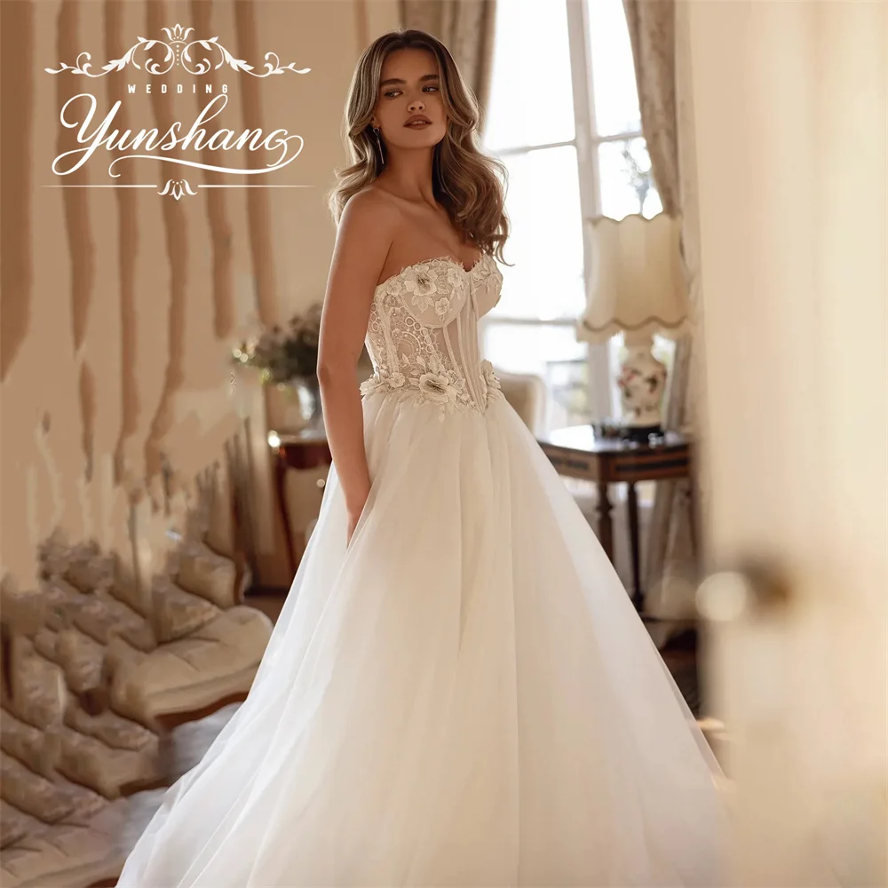 YunShang robe de mariée trapèze sans bretelles personnalisée chérie Lacrosse