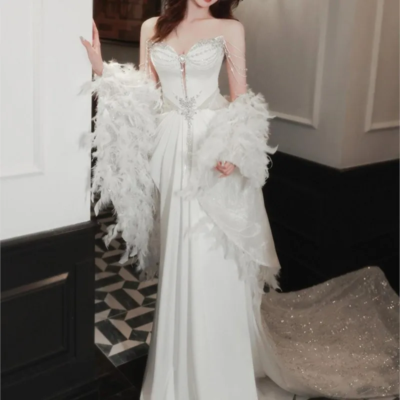 Heavy sense of light luxury fishtail one-shoulder white wedding dress