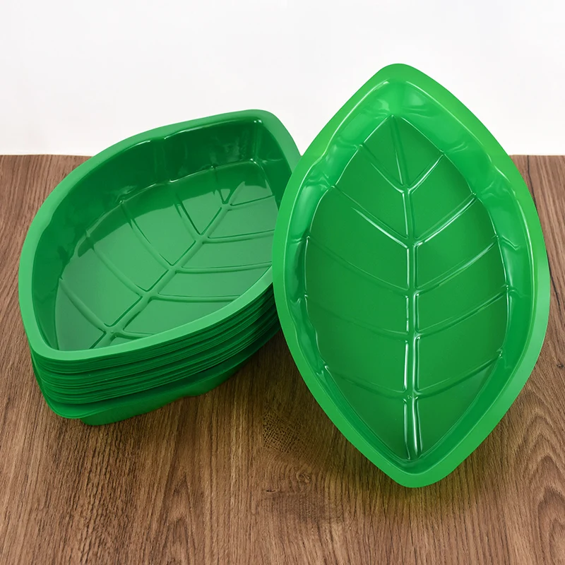 

6Pcs Hawaiian Green Palm Leaf Shape Plate Food Snack Tray for Jungle Safari Wedding Birthday Party Decor Fruit Popcorn Plates