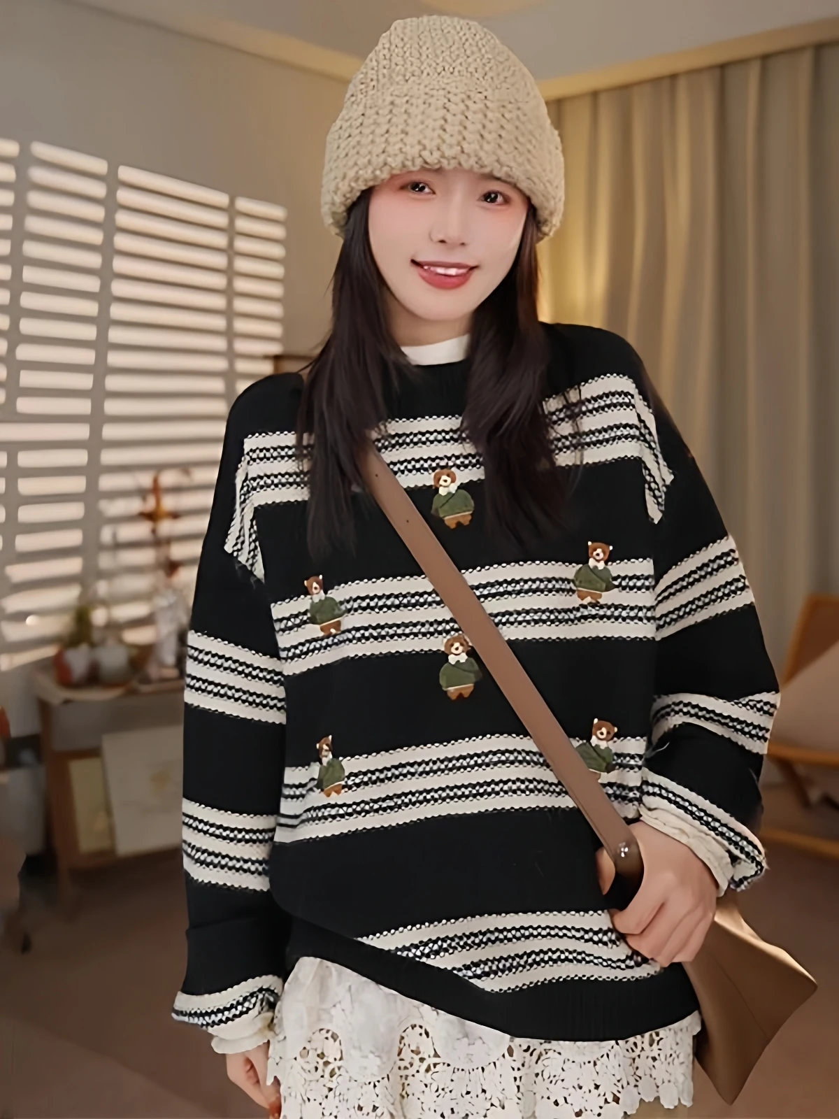 

Женский вязаный свитер в полоску 2026 Ultra, корейский дизайн, приталенный, повседневный, универсальный, теплый, с круглым вырезом, удлиненный...