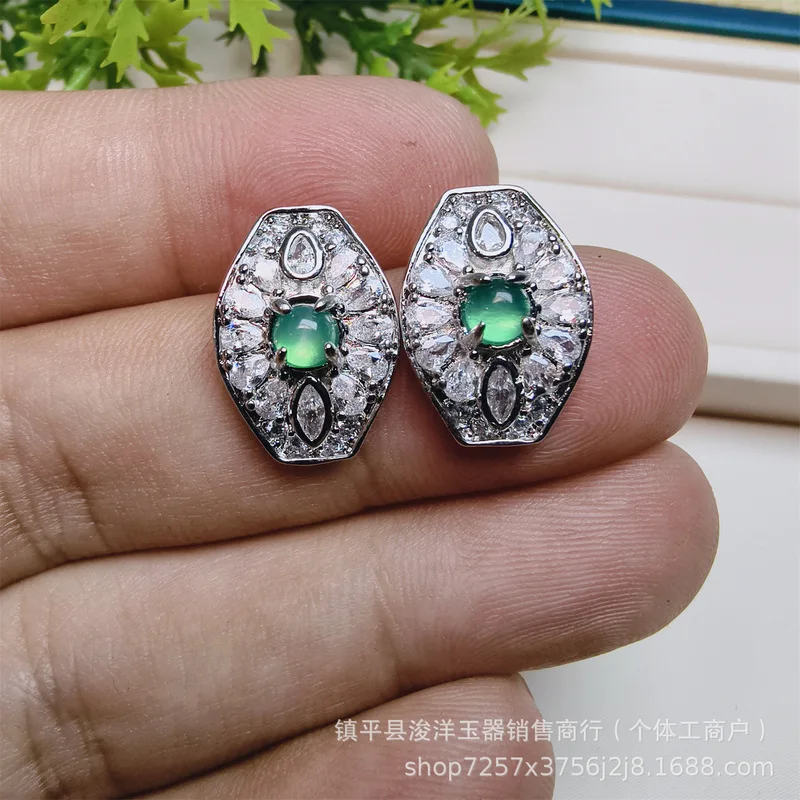 Diamond-studded earrings, chalcedony earrings, green agate and jade-colored small accessories, simple and stylish 6
