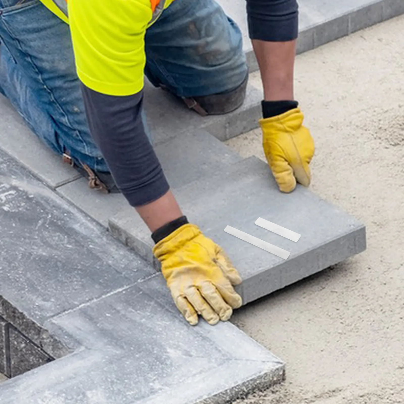 

32Pcs Soapstone Marker Flat White Refill Natural Welding Chalk Pencil for Steel Tile Welding Work Tool Textile Marking