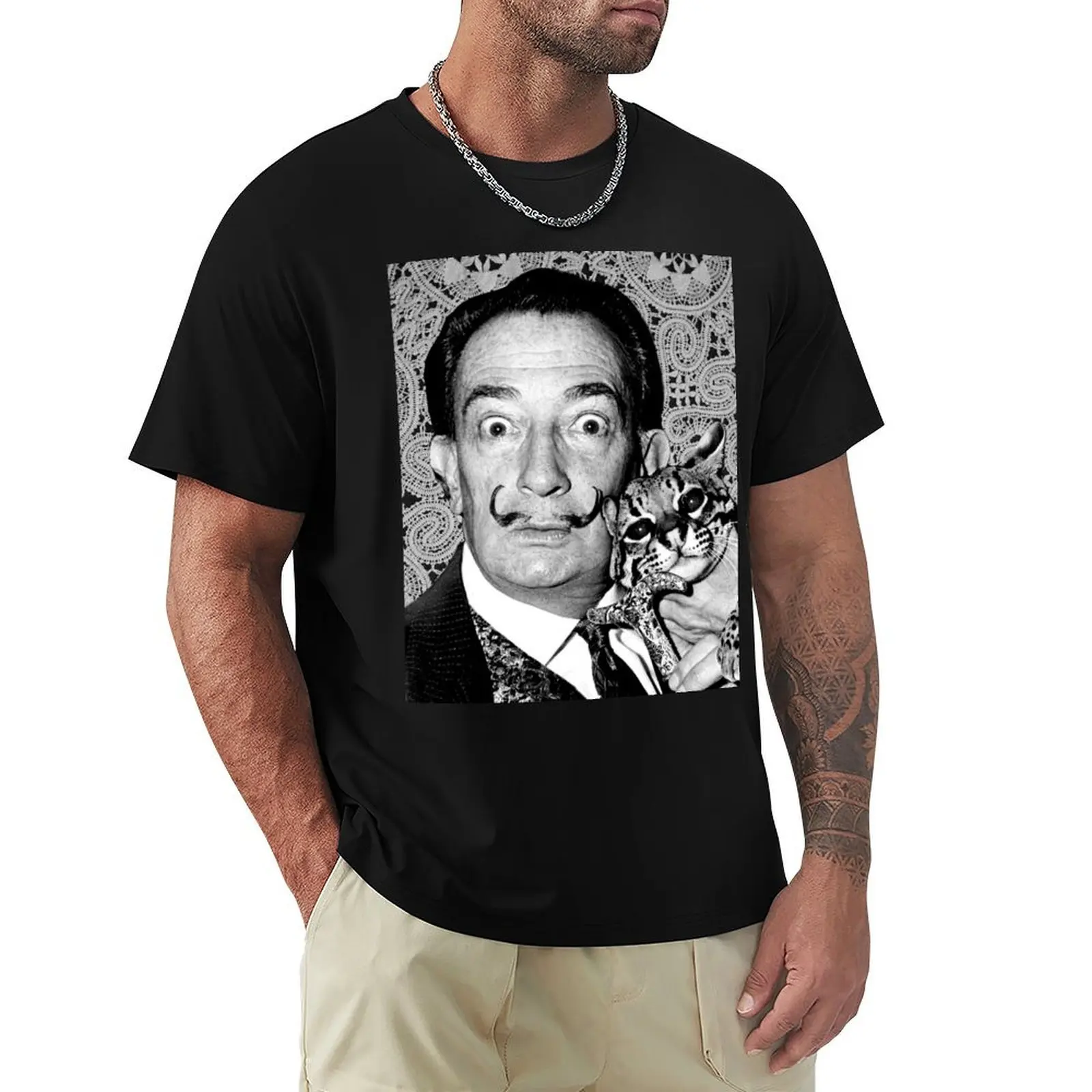 Salvador Dali and his beloved Savannah T-Shirt Anti-Pilling Casual T-Shirt