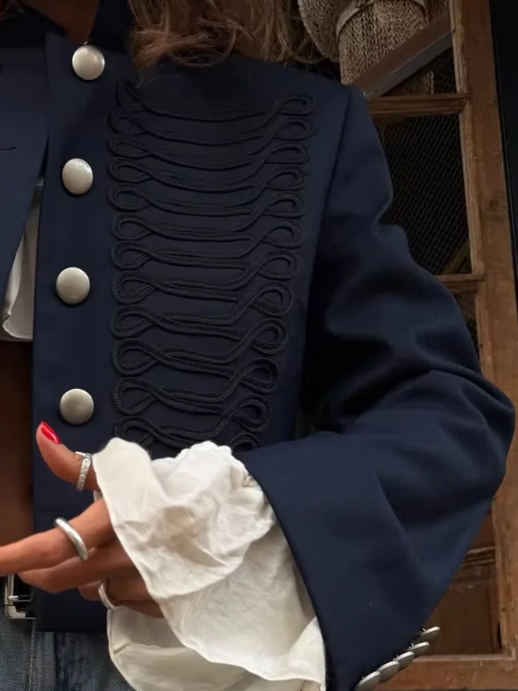 

Темно-синяя повседневная укороченная куртка-пиджак с воротником-стойкой и массивными пряжками, женская, новинка 2026 года, для повседневной носки и поездок на работу