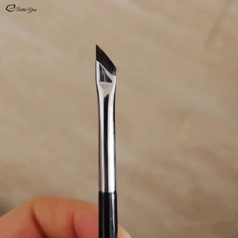 Pinceau pour eye-liner ultra fin à angle fin, accessoire de maquillage pour les yeux, lame de mise à niveau